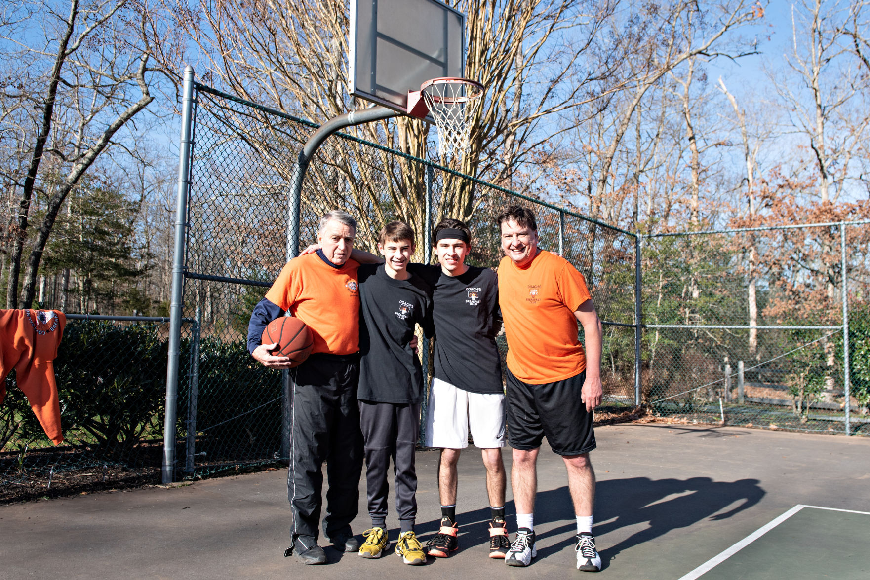010321_nws_50hoopsclub